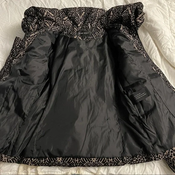 Nine West Velvet Satin Black Beige Damask Paisley Down Puffer Jacket Size Large - Picture 7 of 9